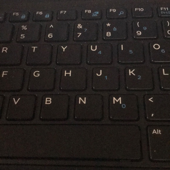 Meet your Posher, Alexus - Picture 1 of 1